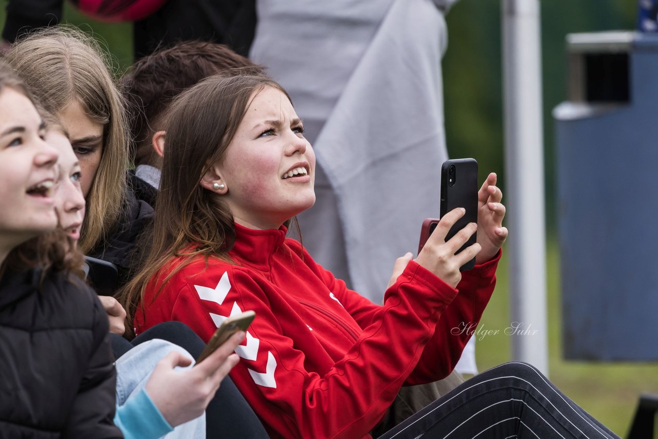 Bild 139 - wBJ SV Wahlstedt - TuS Tensfeld : Ergebnis: 0:0